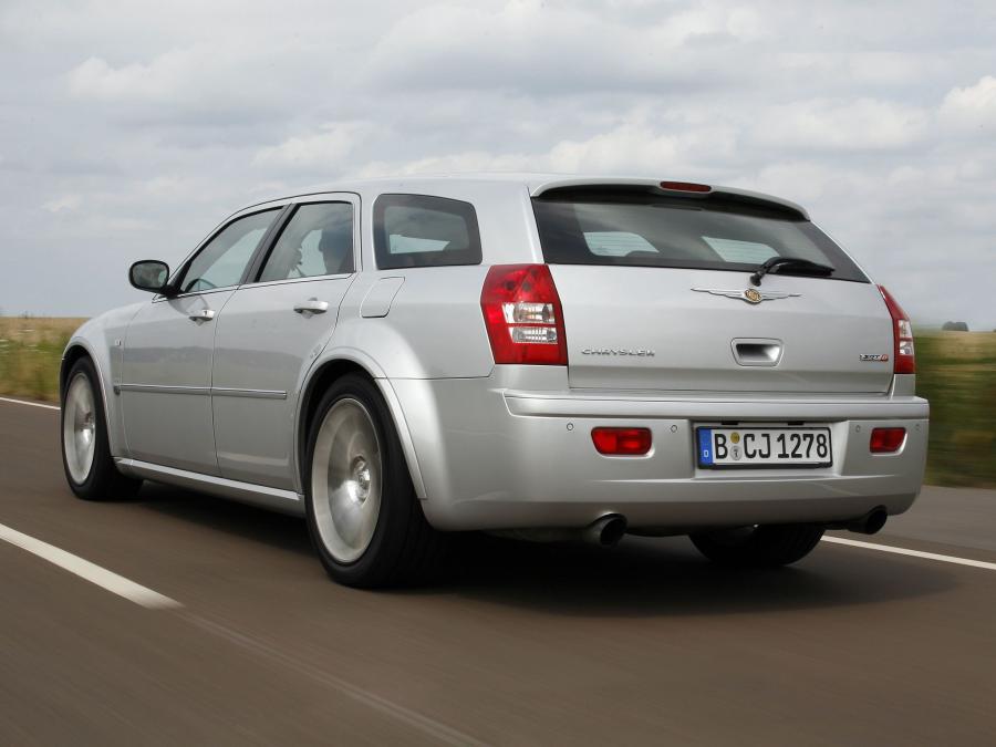  Chrysler 300C SRT8 Touring 2006 года  (фото 20 из 21)